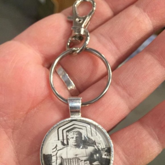 Cleveland Guardians Keychain - Picture 2 of 2